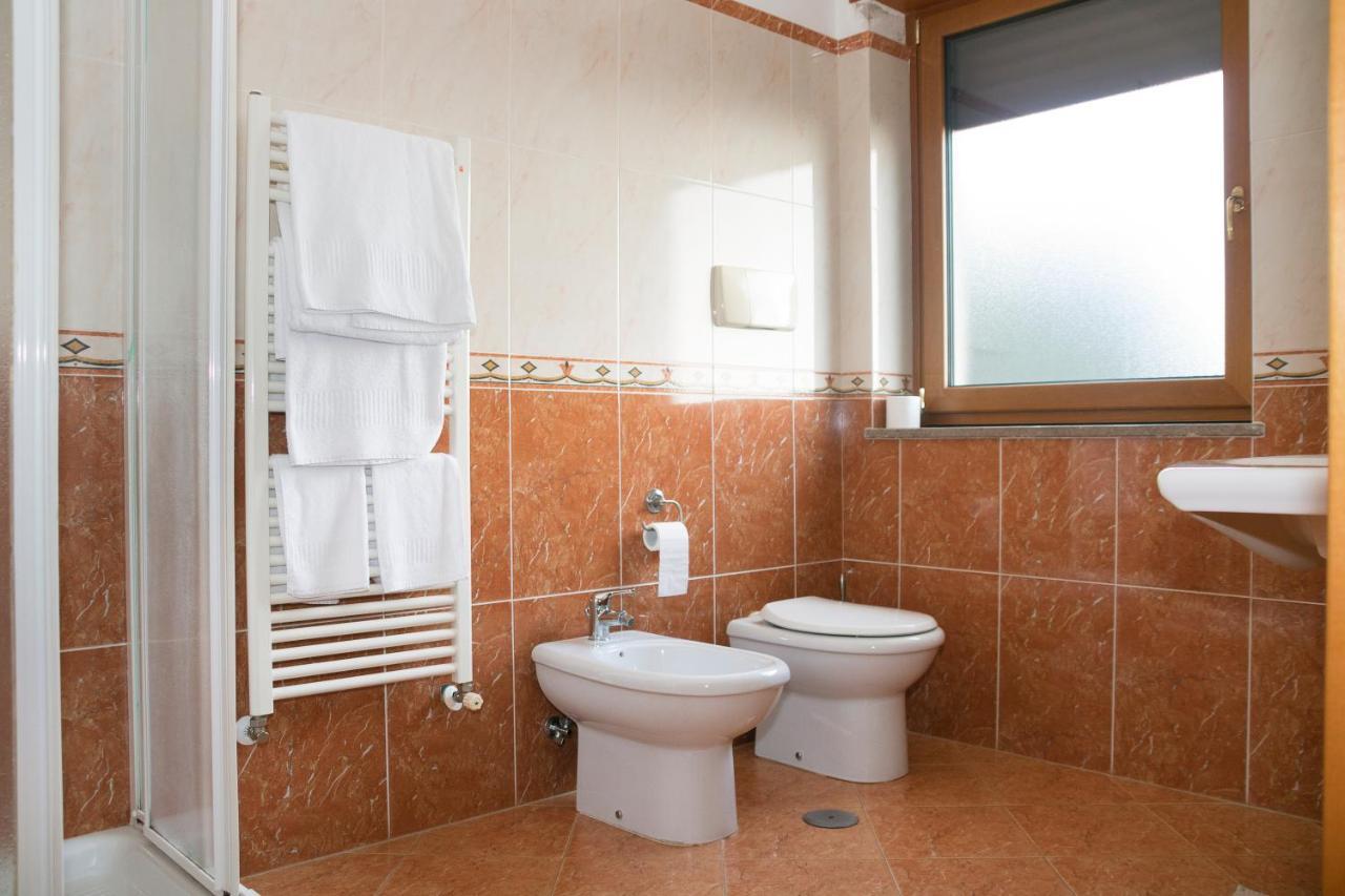 Ruggiero Park Hotel Vallo della Lucania Exteriör bild
